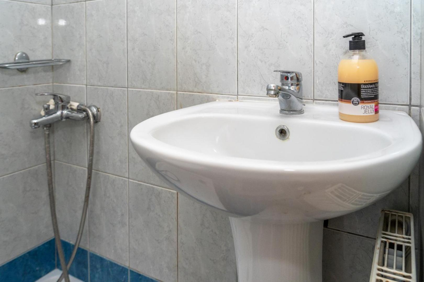 Kosmos Service Apartment Beautiful Studio 3 With Additional Cost Parking Thessaloníki Exteriör bild